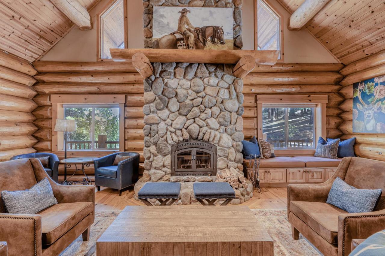 Log Cabin Estate - Falcon Ridge Тракі Екстер'єр фото