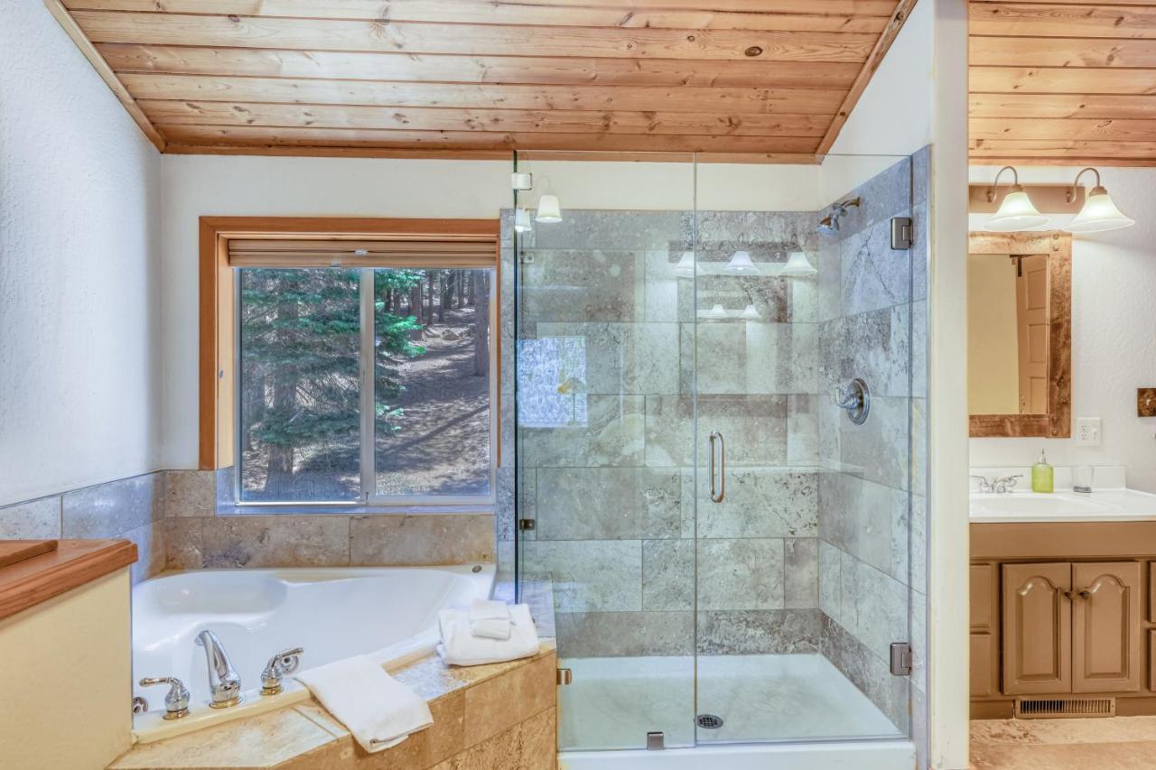 Log Cabin Estate - Falcon Ridge Тракі Екстер'єр фото