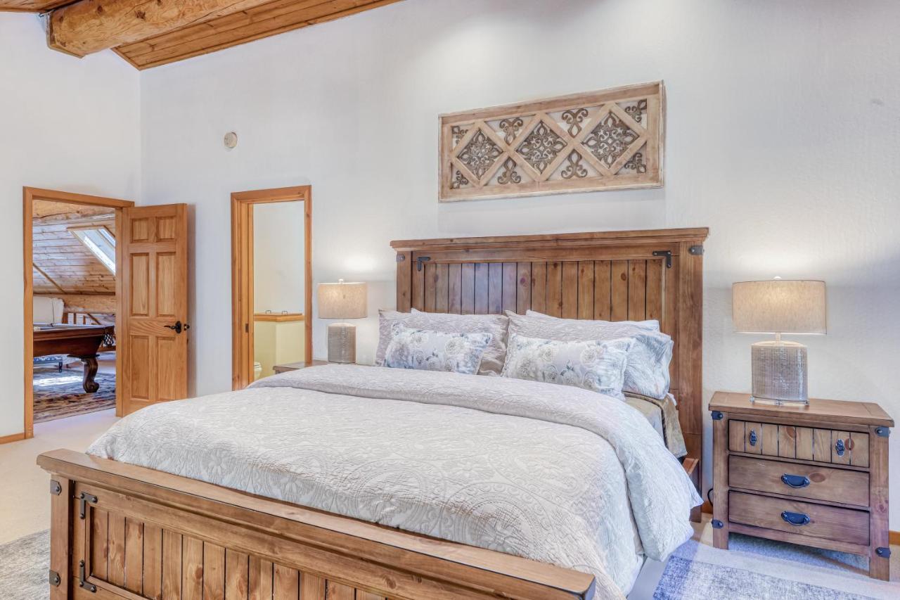 Log Cabin Estate - Falcon Ridge Тракі Екстер'єр фото
