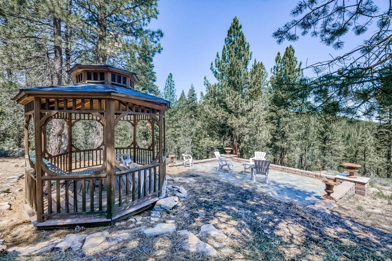 Log Cabin Estate - Falcon Ridge Тракі Екстер'єр фото